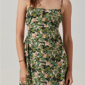 NWT - ASTR the Label Floral Green Dress